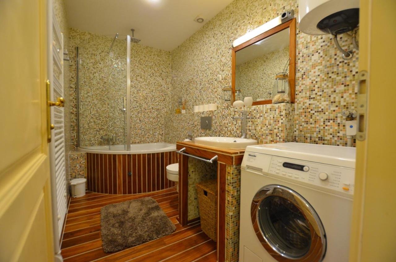 Apartment Delux Rovigno Esterno foto