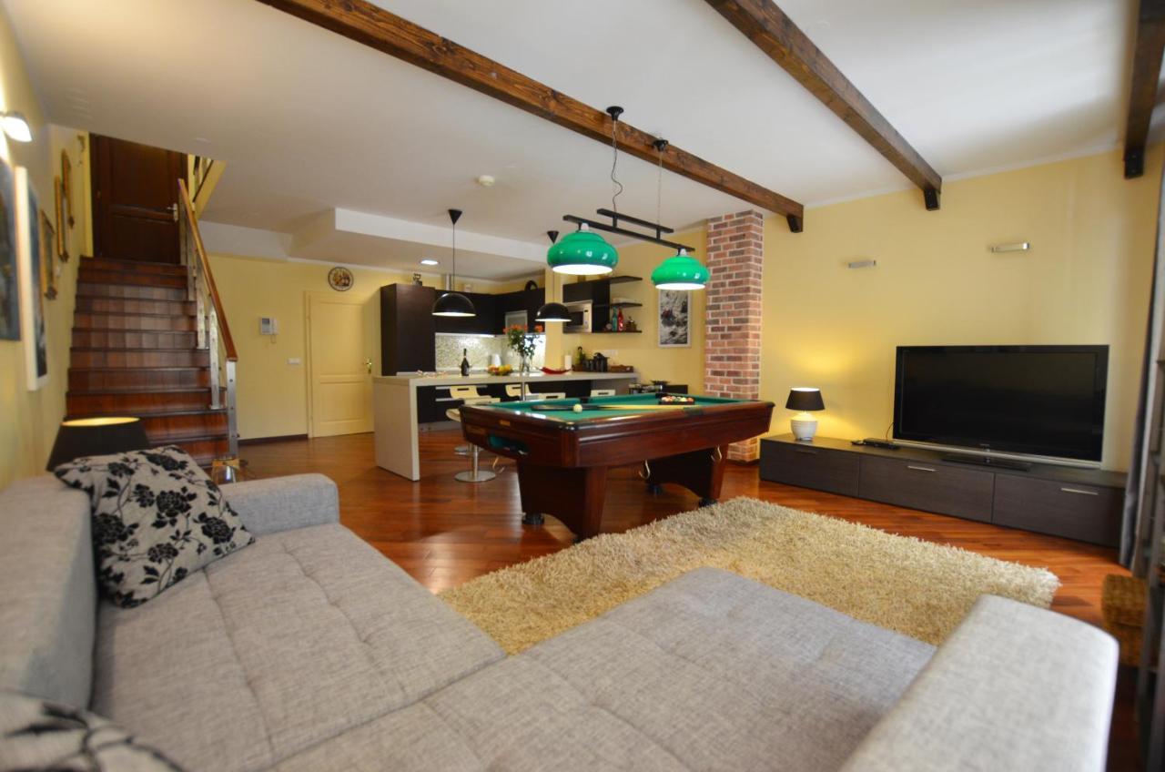 Apartment Delux Rovigno Esterno foto