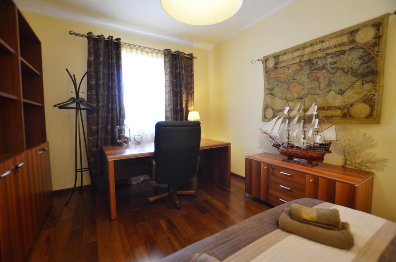 Apartment Delux Rovigno Esterno foto